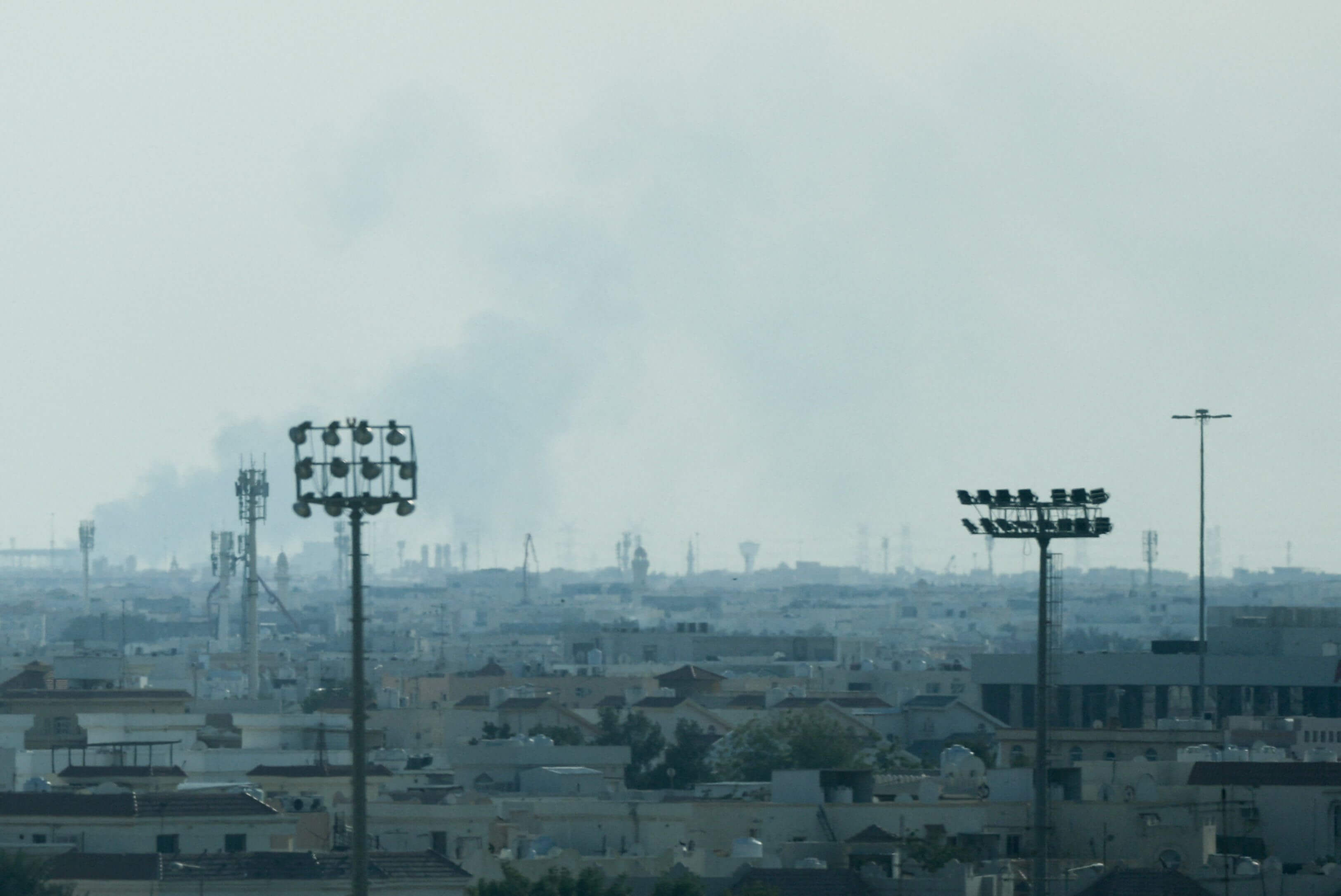 Irã afirma que ataques miravam EUA, não Catar; Doha rejeita alegação